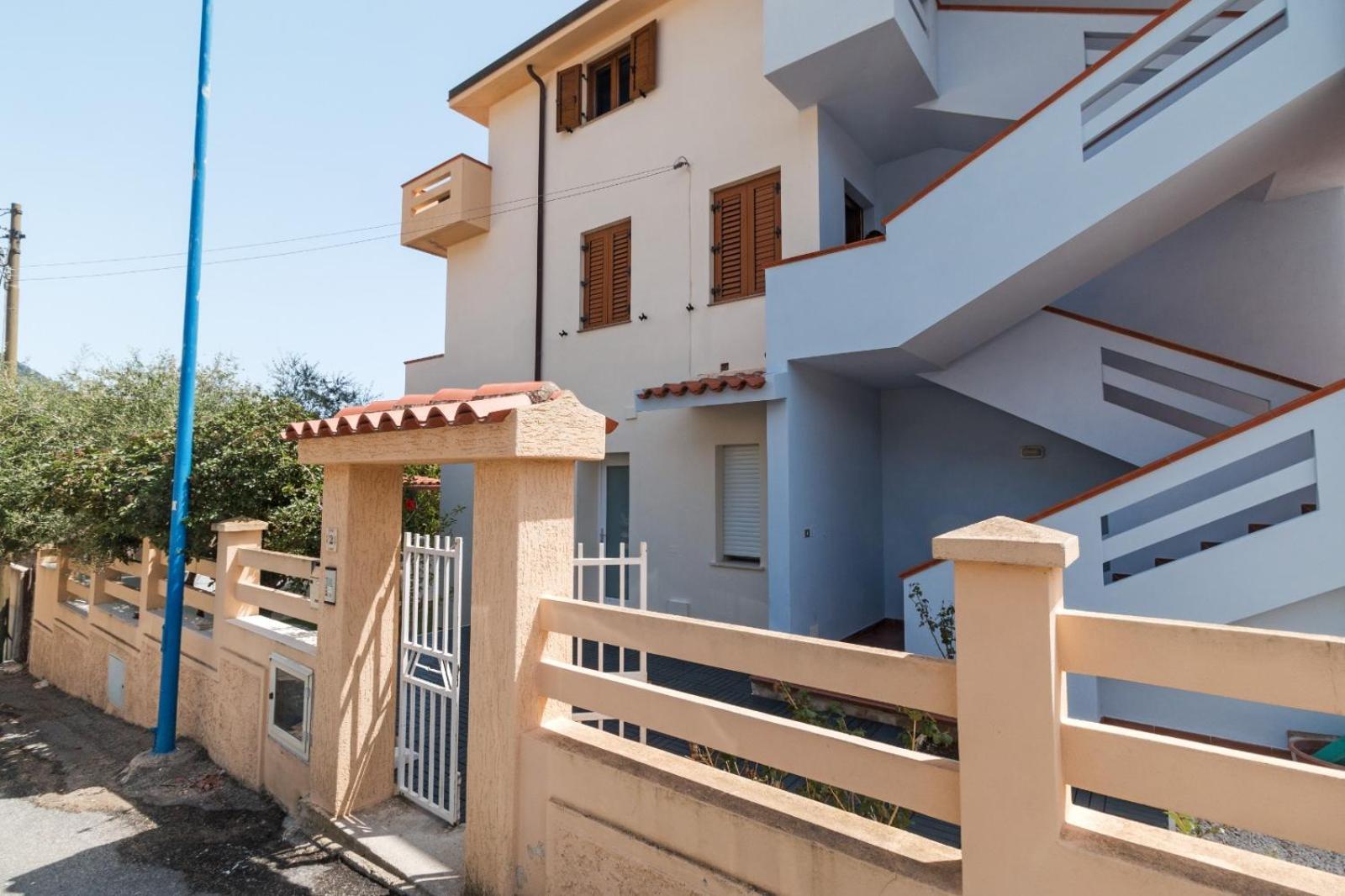 Appartamento Perla Verde, Wifi E Air Con Cala Gonone Exterior photo